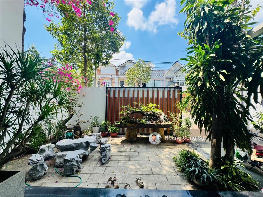 Bán nhà phường bửu long gần trường song ngữ lạc hồng, 1 trệt 1 lầu sổ hoàn công 230m2 giá 11,6 tỷ