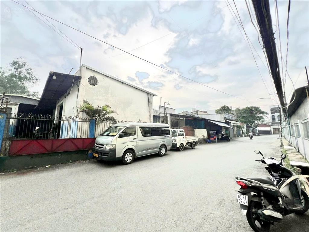 Bán đất 1 sẹc đường đoàn văn cự, ngay nhà thờ trinh vương, phường tam hiệp, sổ hồng 100m2 giá 4 tỷ