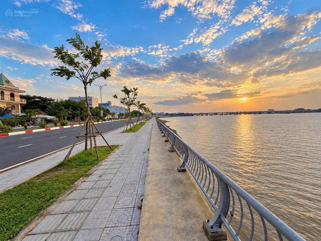 Bán đất mặt tiền đường ven sông đồng nai vị trí đẹp gần cầu mới hóa an sổ hồng 120m2 giá 9.9 tỷ