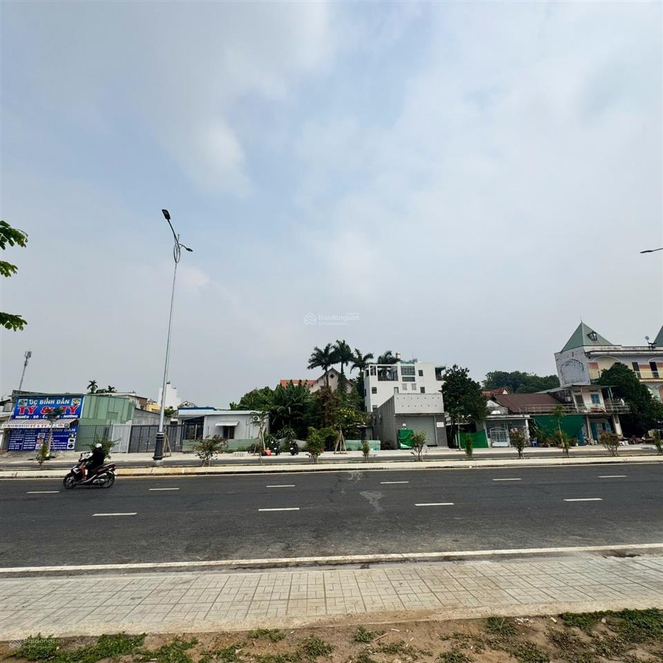Bán đất mặt tiền đường ven sông đồng nai vị trí đẹp gần cầu mới hóa an sổ hồng 120m2 giá 9.9 tỷ