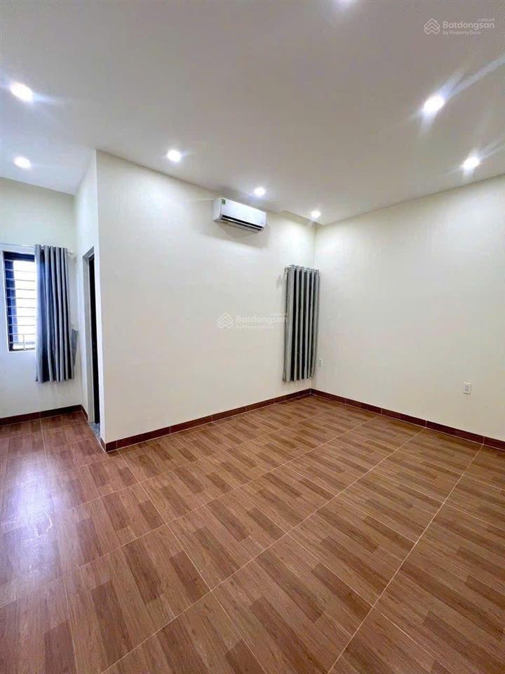 Bán nhà 1 trệt 1 lầu 2 tấm, dt 5 x 18m mặt tiền nguyễn văn hòa nối dài. thống nhất, biên hòa