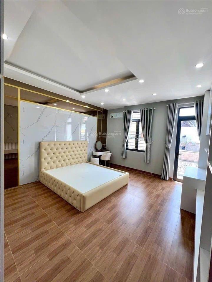 Bán nhà 1 trệt 1 lầu 2 tấm, dt 5 x 18m mặt tiền nguyễn văn hòa nối dài. thống nhất, biên hòa