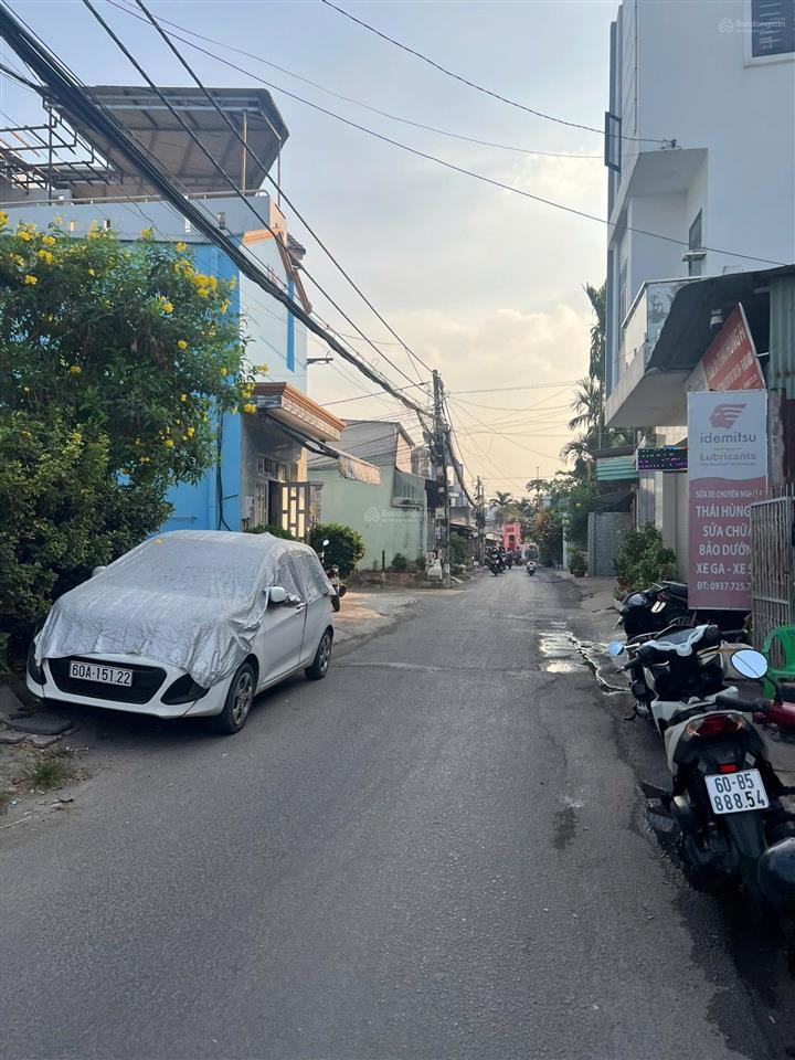 Bán nhà 1 trệt 1 lầu 2 tấm, dt 5 x 18m mặt tiền nguyễn văn hòa nối dài. thống nhất, biên hòa