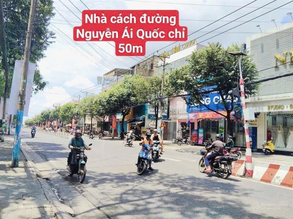 Bán nhà 1 trệt 1 lầu thổ cư hoàn công đối diện chợ tân phong, cách nguyễn ái quốc 70m