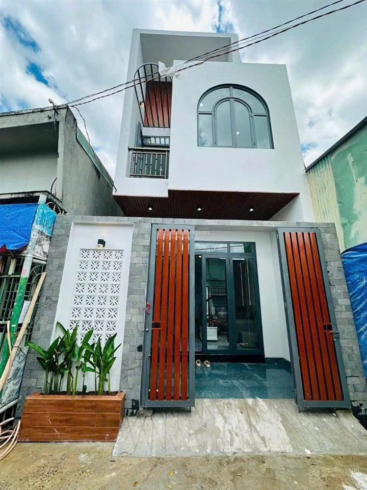 Bán nhà lầu thổ cư 100% giá chỉ 2 tỷ 990 triệu, sát chợ trảng dài,  0931 118 ***