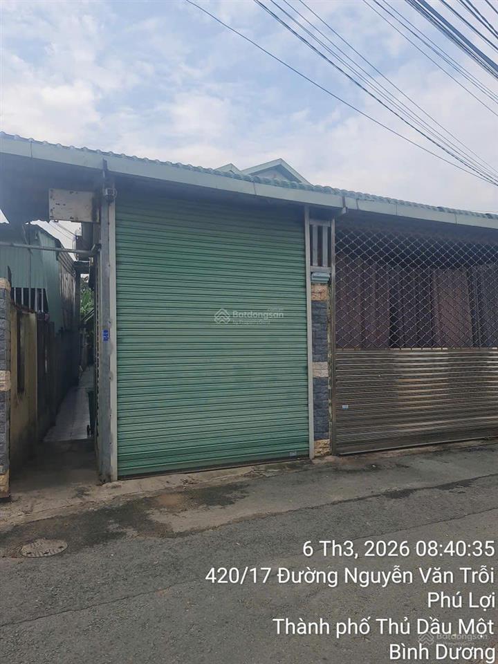 Nhà cấp 4 và dãy trọ 9 phòng thu nhập 20 triệu/tháng đường nhựa 6m