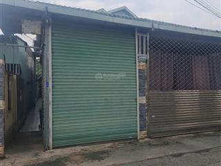 Nhà cấp 4 và dãy trọ 9 phòng thu nhập 20 triệu/tháng đường nhựa 6m