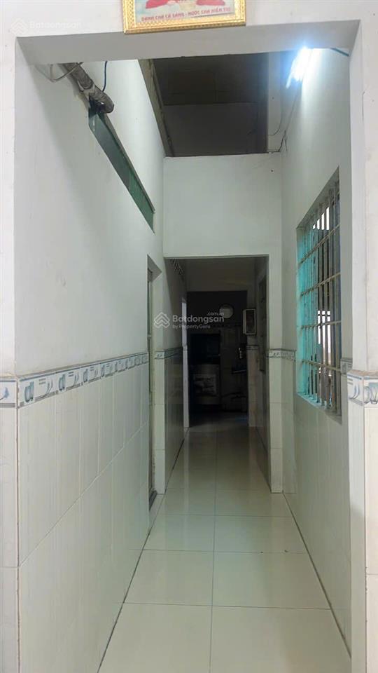Nhà rộng 160m² full thổ cư đường ô tô giá chỉ 35tr/m²