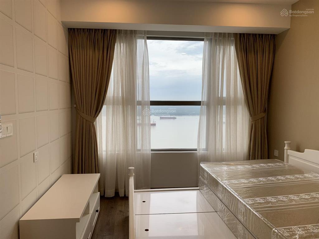 Cho thuê căn hộ đầy đủ nội thất 72 m2, 2 phòng ngủ tại sky89, giá 16 triệu, view trực diện sông.
