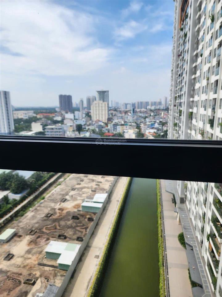 Bán căn hộ 64m2 giá 4.9 tỷ ở sky89, sổ hồng sẵn. tiện ích đẳng cấp, giá bao gồm hết tất cả chi phí