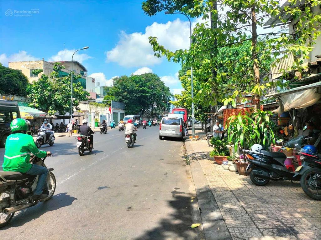 Ngân hàng bán trực tiếp nhà phố 3 tầng tại td6, đường trần phú, p7, q5, tp hcm02376184