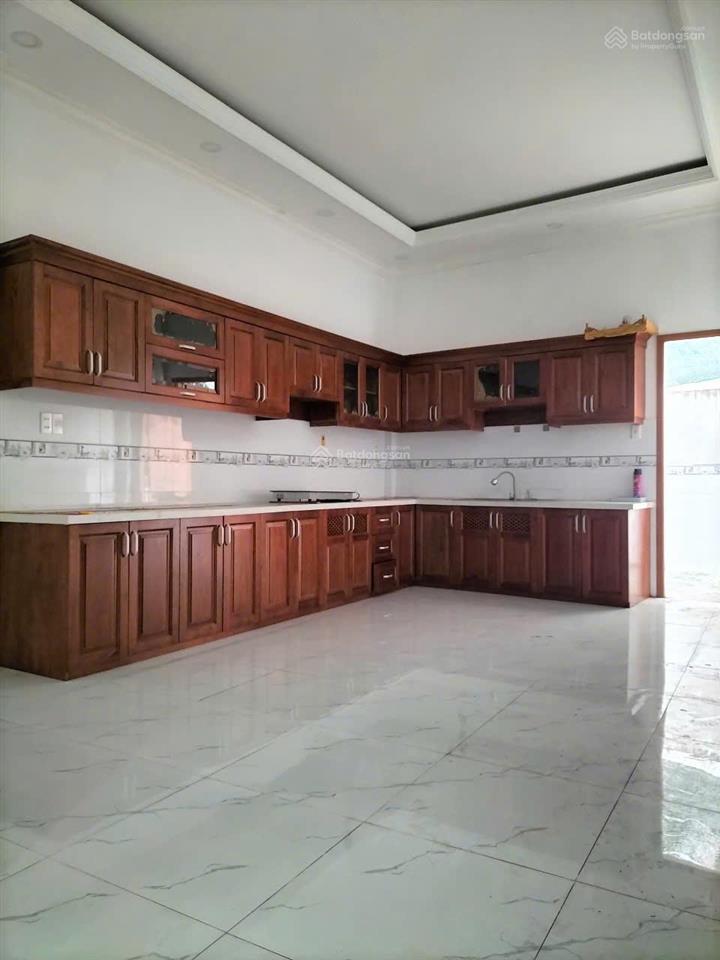 Bán nhà trệt thửa 9 dt 107.2m2 ở 47/8 huỳnh tấn phát, phường tân thuận tây, tp hcm04840758