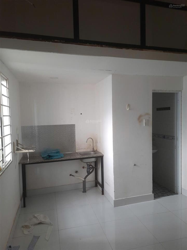 Bán dãy nhà trọ thửa 27 dt 84.3m2 tại hẻm đoàn văn bơ, phường xóm chiếu, tp hcm