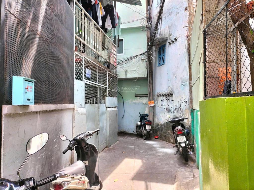 Bán dãy nhà trọ thửa 27 dt 84.3m2 tại hẻm đoàn văn bơ, phường xóm chiếu, tp hcm