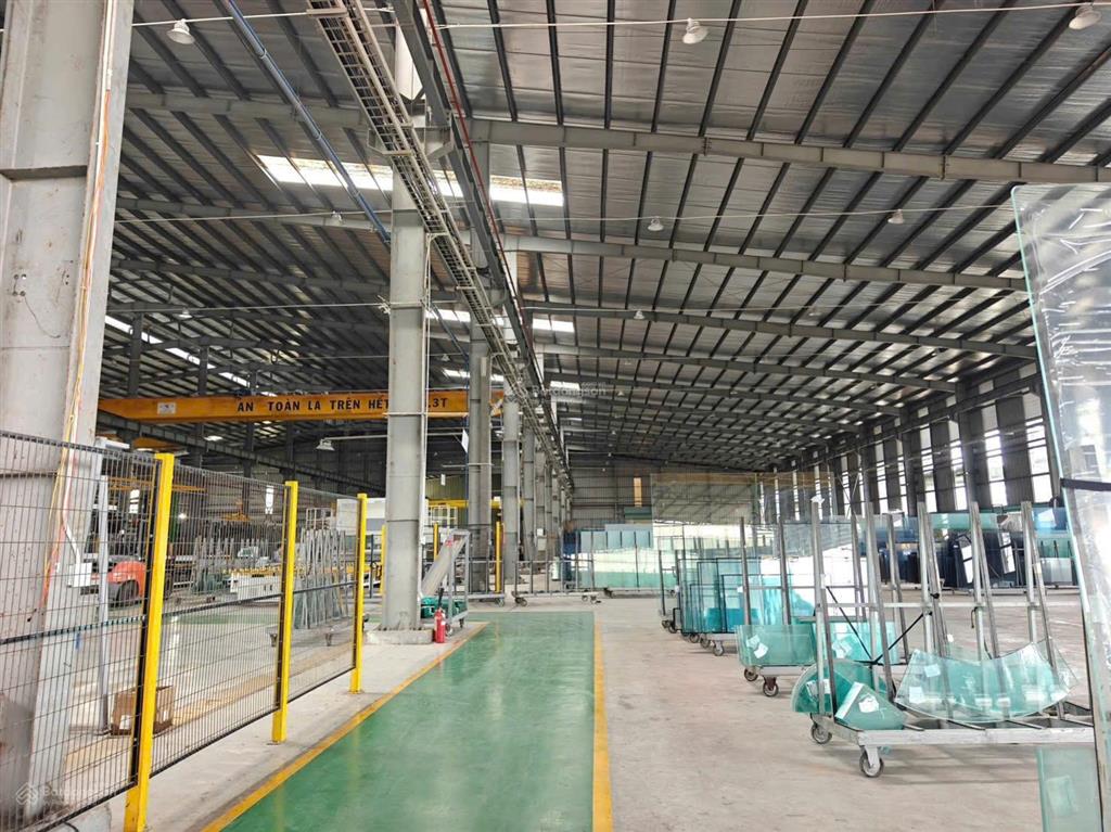 Cho thuê nhà xưởng 2.000m2 gần kcn tam phước, đông nai, sẵn cẩu trục 10 tấn, trạm điện 560 kva