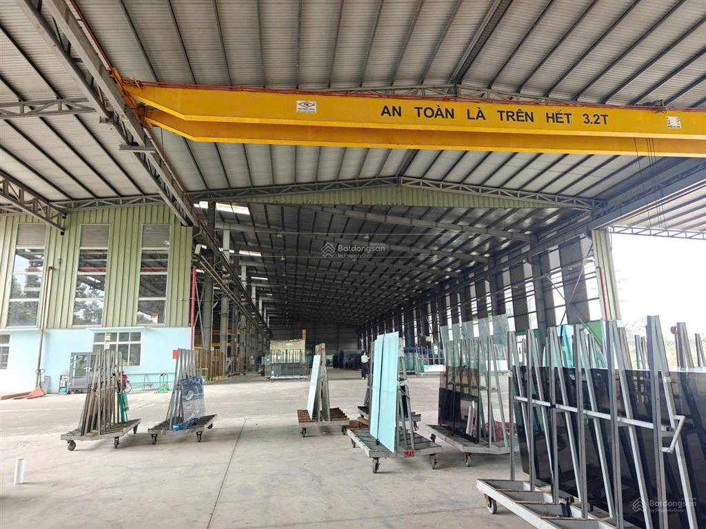 Cho thuê nhà xưởng 2.000m2 gần kcn tam phước, đông nai, sẵn cẩu trục 10 tấn, trạm điện 560 kva