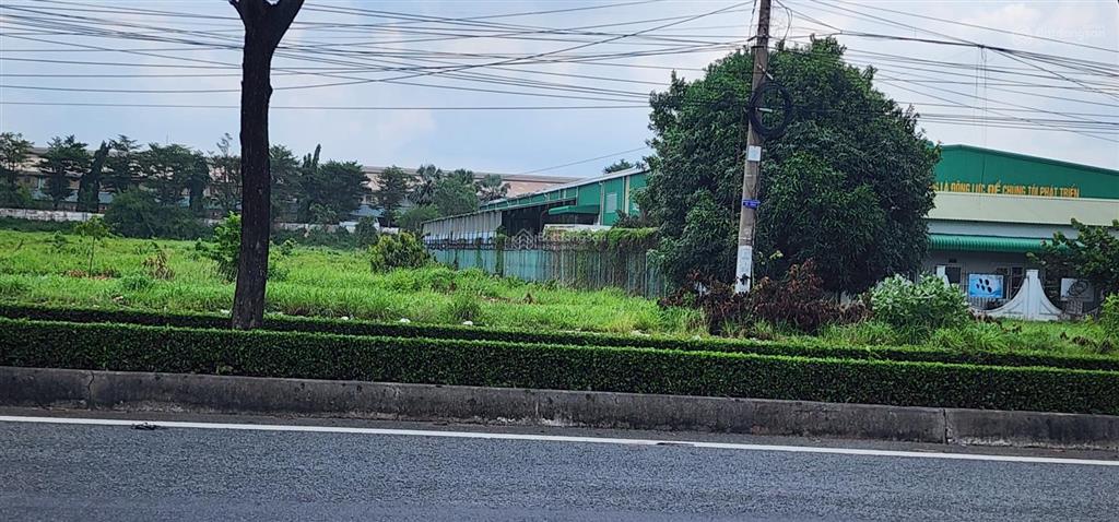 Bán đất xã tân an, vĩnh cửu 10 hecta, có 2000m2 đất ở