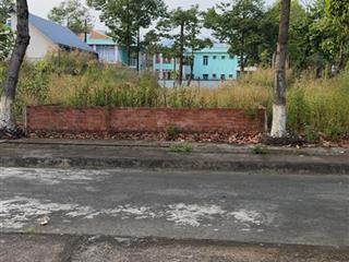 Tdc đại phước, tđc phước khánh,đồng nai , dt 140m , đối diện công viên , giá 3ty6 , không lỗi