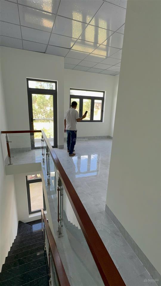 Bán nhà 2 tầng mới xây, full thổ cư, đối diện cổng kcn tam phước, ngã 3 thái lan