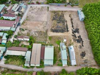 Đường trước nhà em chuẩn bị đổ nhựa, em cần bán lô góc 2 mặt tiền, full thổ cư, sau ub xã an phước