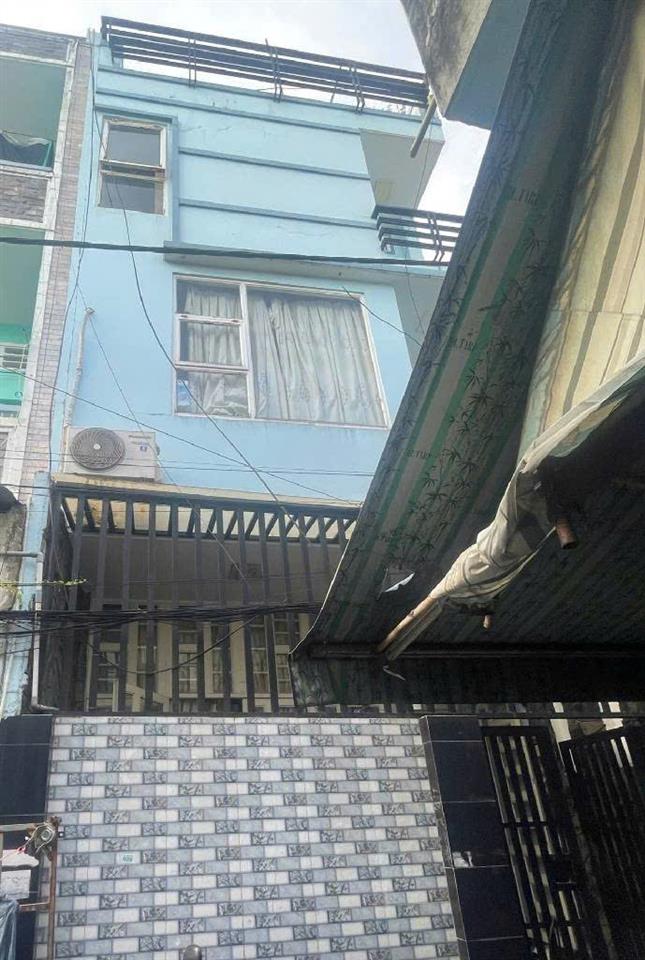 Cần tiền xoay nhà mới nên bán căn nhà đang cho thuê 8tr tháng đường bờ tuyến ngay chợ