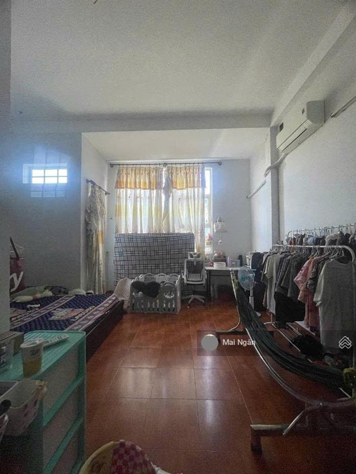 Cần tiền xoay nhà mới nên bán căn nhà đang cho thuê 8tr tháng đường bờ tuyến ngay chợ