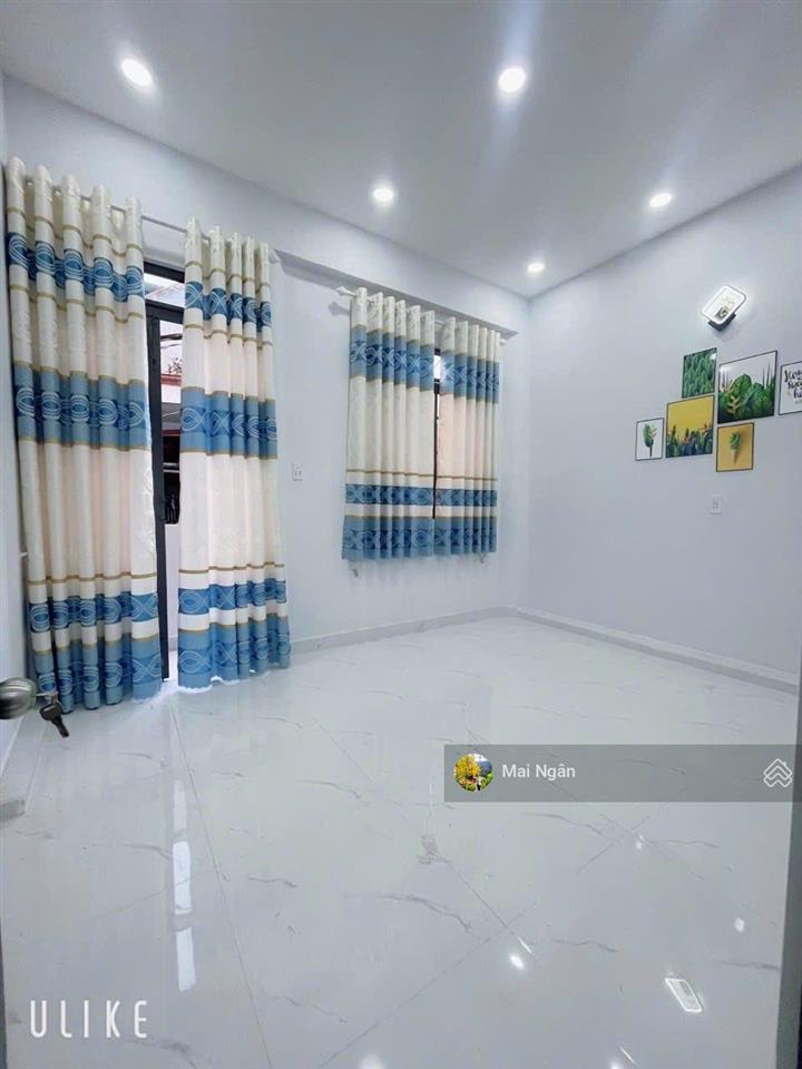 Nhà shr mới toanh gần chợ lê đình cẩn 4x8 hẽm oto