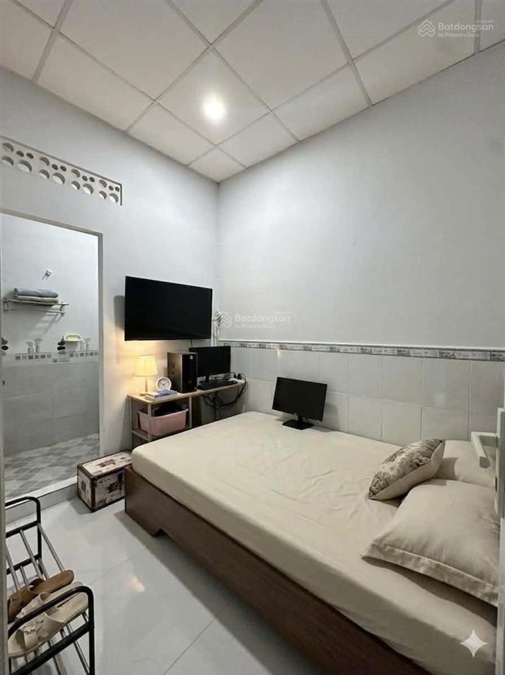 Hiếm  nhà sổ hồng riêng chỉ nhỉnh 2 tỷ cực hiếm 25m2  0934 181 ***