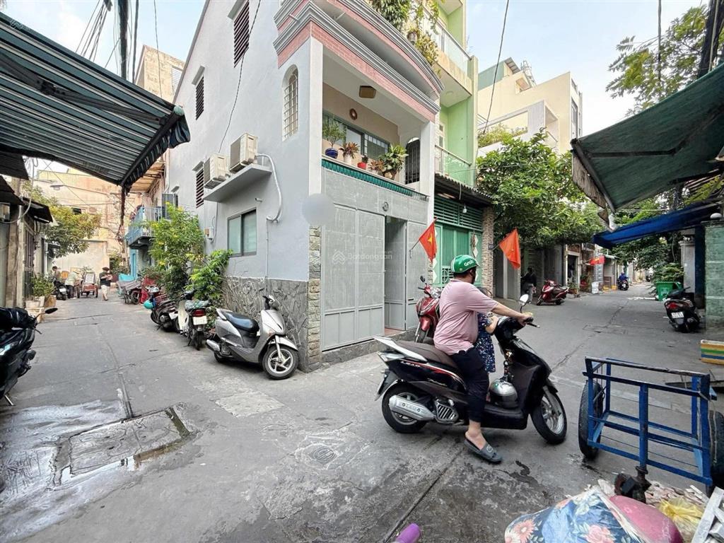 Nhà nhỏ mới tân phú hẽm 3m chỉ 1,68 tỷ có sổ