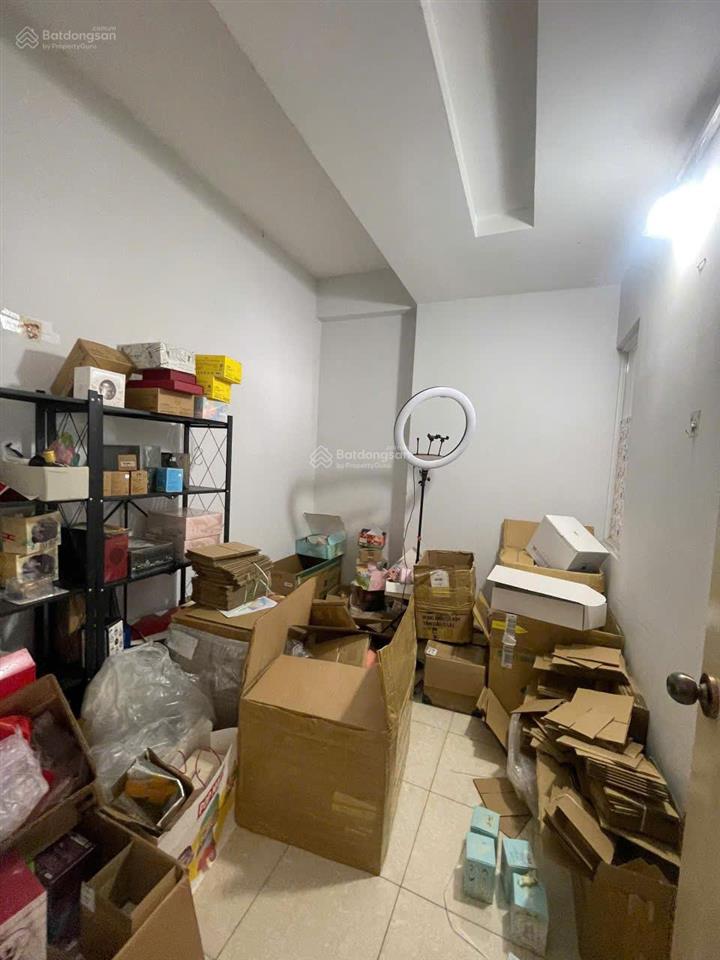 Bán căn hộ cc sổ sẵn 54m2 tại hqc plaza, 1,5 tỷ, 2pn, 2wc