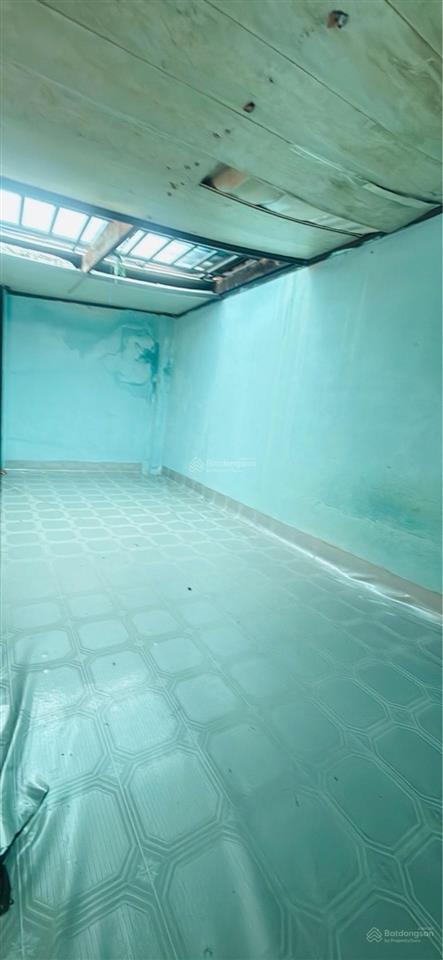 Bán nhà tỉnh lộ 10 hẽm xe hơi 4x8m