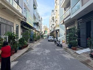 Đất đẹp ngang 5.6 dài 10 xây tự do hẻm to