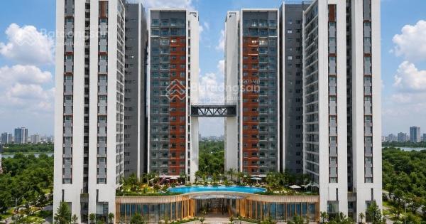 Bán essensia sky  2pn dt 72m2 giá 5ty1 bao phí  0933 776 ***
