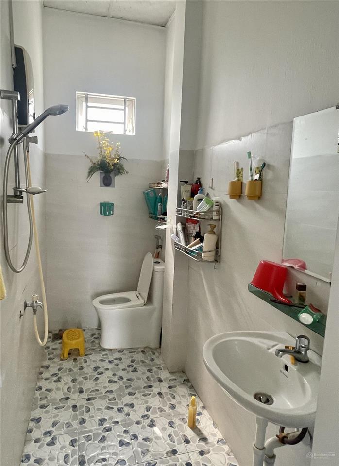 Chính chủ cần bán nhà đẹp gần siêu thị mega phường tây nha trang