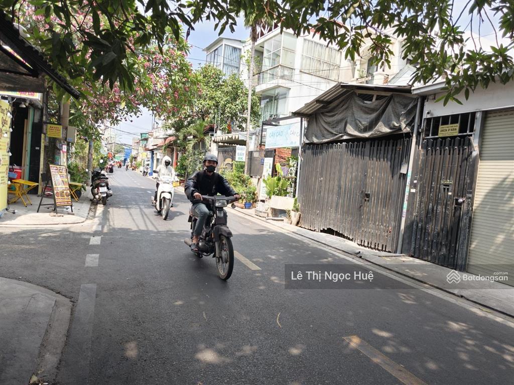 Bán nhà cấp 4 mặt tiền đường số 2, tăng nhơn phú b, quận 9, kinh doanh sầm uất