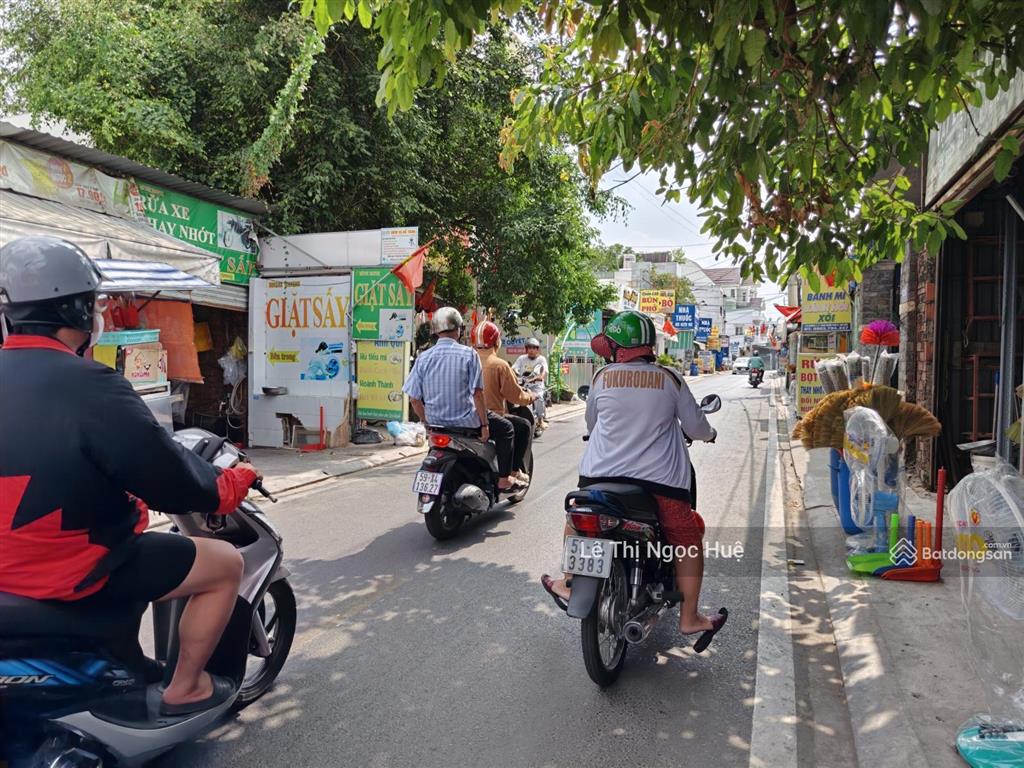 Bán nhà cấp 4 mặt tiền đường số 2, tăng nhơn phú b, quận 9, kinh doanh sầm uất