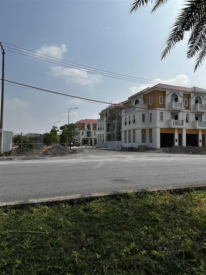 Cần bán gấp trong tuần lô đất 2 mặt tiền hiếm có khó tìm gần sông lớn giá chỉ 26,5 triệu/m2