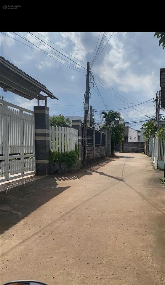 Đất lô góc, ngay ubnd phường bảo vinh, giá 13,3tr/m2, 100% thổ cư, 1 sẹc mặt tiền đường duy tân