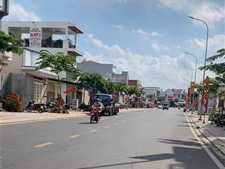 Đất lô góc, ngay ubnd phường bảo vinh, giá 13,3tr/m2, 100% thổ cư, 1 sẹc mặt tiền đường duy tân