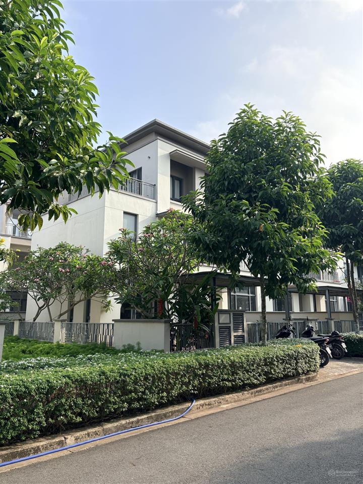 Bán căn gốc swan park full nội thất, phía sau là công viên lớn 145m2 siêu đẹp