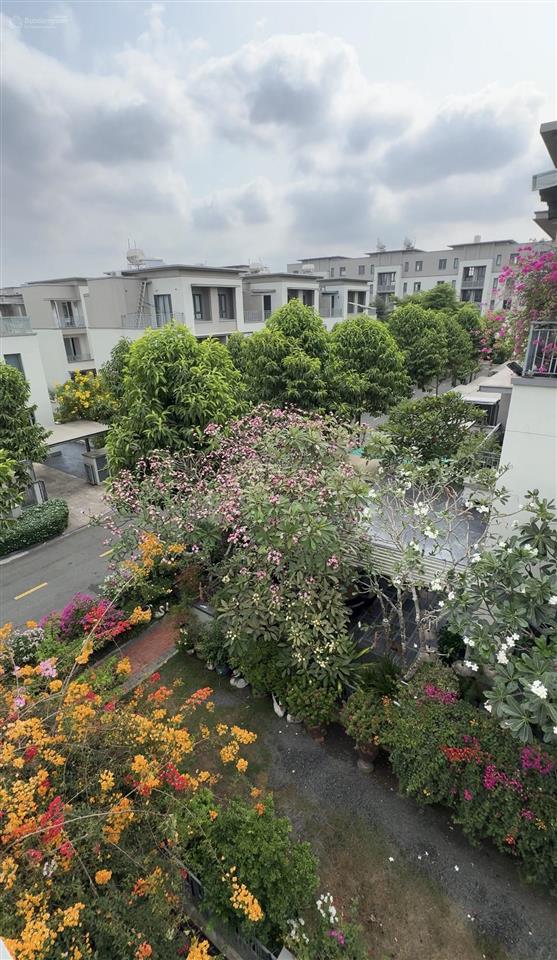Bất động sản dòng tiền 20tr/tháng, bán căn gốc swan park full nội thất