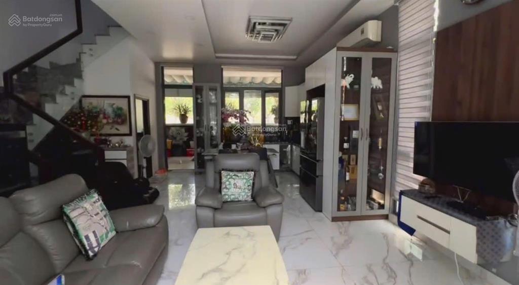 Bất động sản dòng tiền 20tr/tháng, bán căn gốc swan park full nội thất