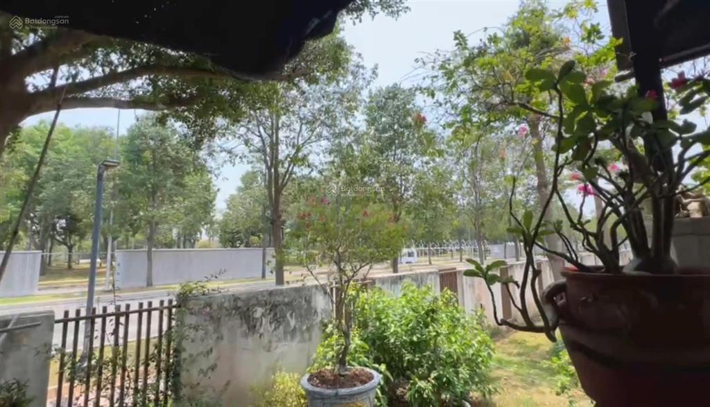 Bất động sản dòng tiền 20tr/tháng, bán căn gốc swan park full nội thất