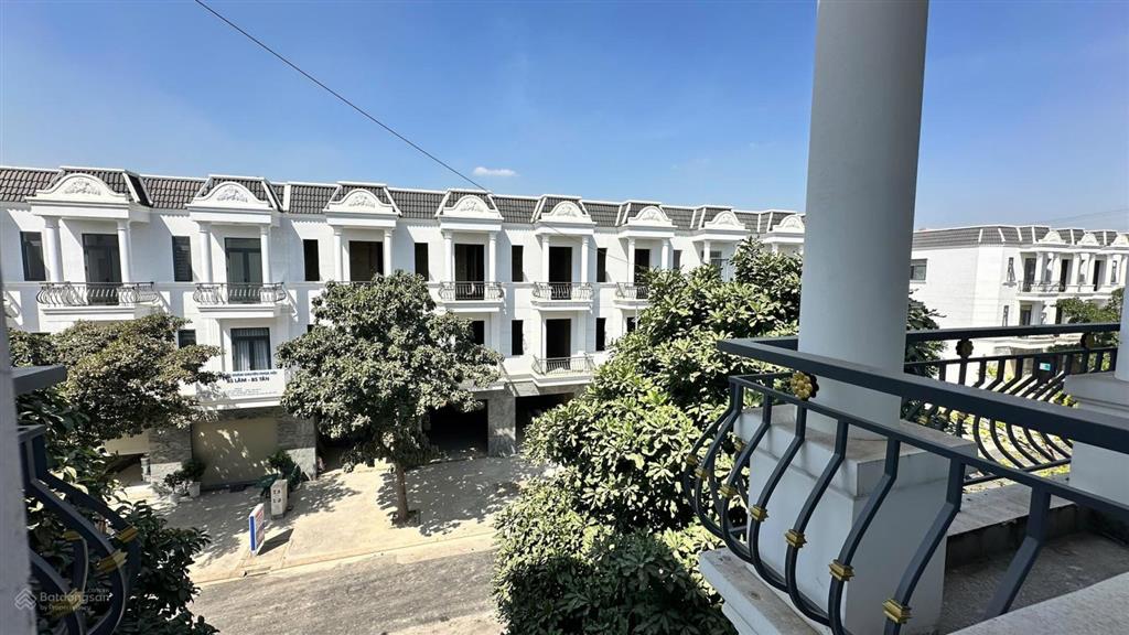 Bán nhà phố bcons city life đường tố hữu, tân uyên, tp. hcm 3 tầng dt 70m2 giá 3,48 tỷ/căn