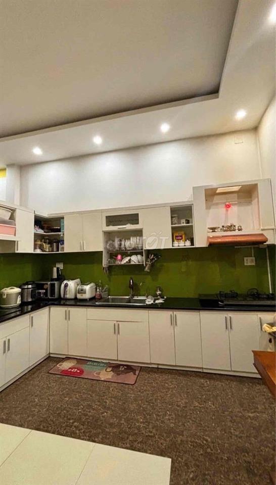 Nhà đường Trần Hữu Trang