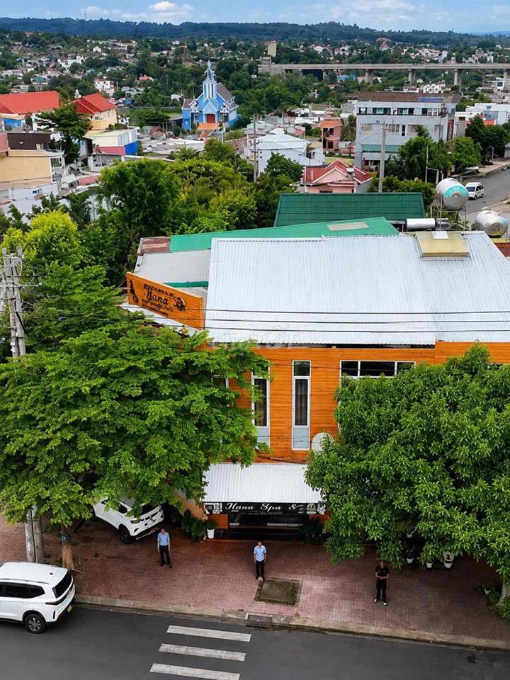 cần bán nhà góc 2 mặt tiền đinh tiên hoàng và phạm hồng thái