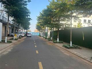 Bán nhà 4 tầng mặt tiền đường n7 thủy tiên ecocity. p. tân an