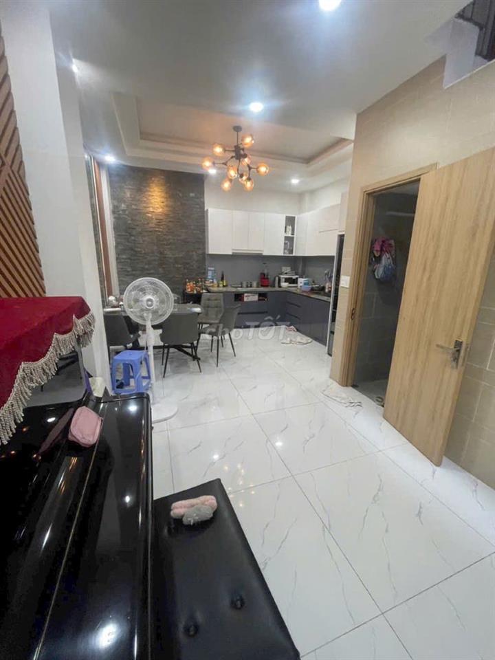 Bán nhà đưong Thống Nhất p 10 Gò Vấp