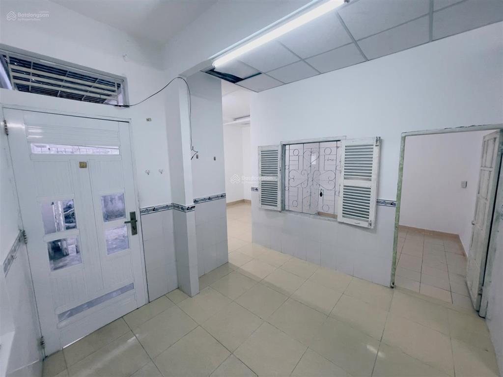 Bán nhà riêng đường hòa trung, 2,8 tỷ, 72m2, nhiều tiện ích