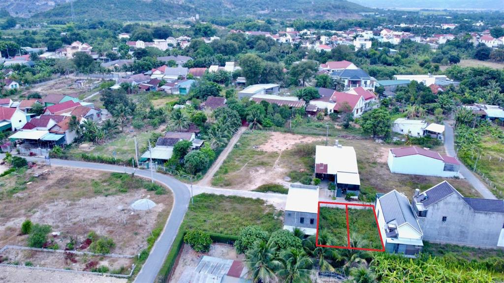 Chính chủ cần bán lô đất 89,5m tại xã diên lạc, giá chỉ 1,080 tỷ  0909 352 ***